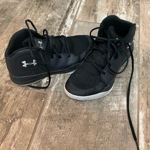 Kids under armor shoes